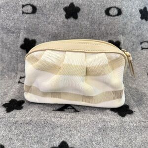 Neiman Marcus limited makeup bag